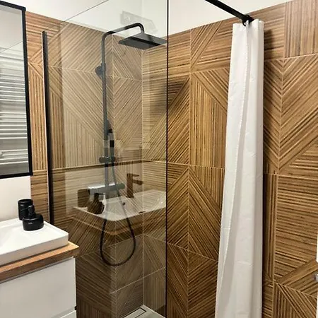 아파트 Star & 2 *