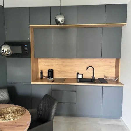 Apartment Star & 2 *