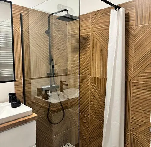 아파트 Star & 2 *